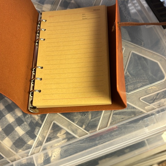 Journals - 6 brand new multiple colors - Picture 6 of 7